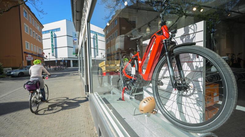 Ein Viertel der Deutschen plant laut Umfrage, innerhalb dieses Jahres ein Fahrrad oder Pedelec zu kaufen.