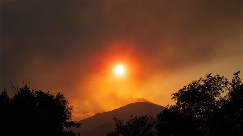 Ein Waldbrand in Utah hat sich weiter ausgebreitet.