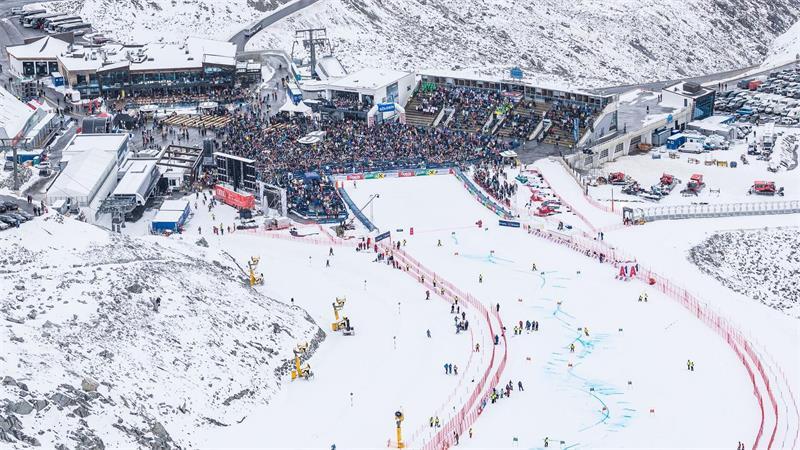 Skisport im Klimawandel: Wie die Debatte den Weltcup berührt Ein Weltcup-Ort mit reichlich Tradition: der Rettenbachferner.