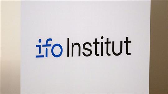 Ein Wirtschaftsaufschwung liegt in weiter Ferne, dementsprechend schwierig ist laut Ifo-Institut die Lage vieler Unternehmen. (Archivbild)