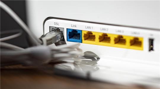 Ein Zwang zu einem vom Netzbetreiber gestellten Router oder Modem ist in der EU seit 2016 verboten.