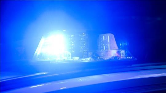 Ein Zwölfjähriger ist von drei Jugendlichen überfallen worden. (Symbolbild)