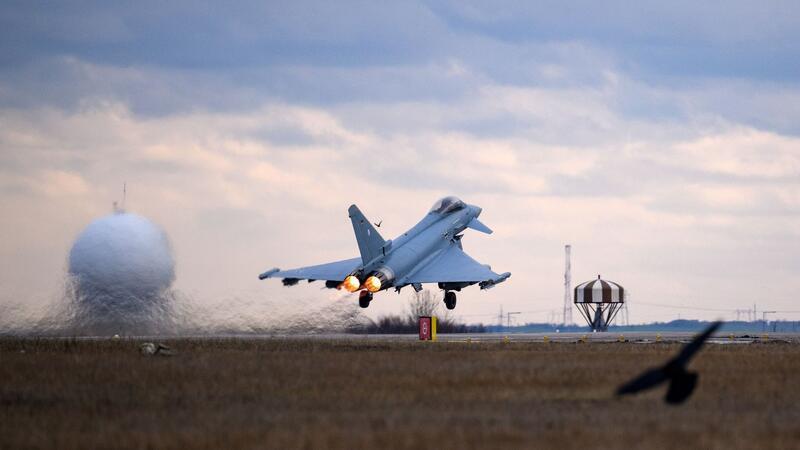 Russland verletzt Nato-Luftraum: Alarmstart der Luftwaffe Ein deutscher Eurofighter startet in Rumänien (Symbolbild).