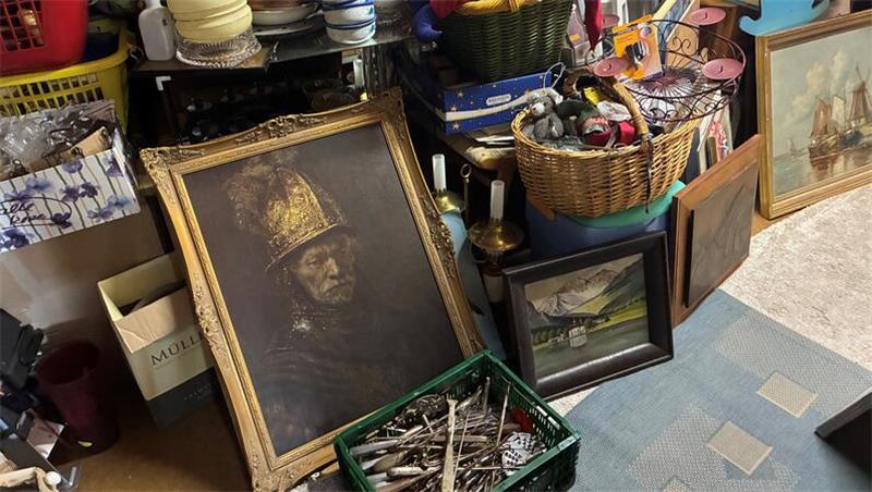 Ein echter Rembrandt? Kunst gibt es im Flohmarkt von Julia Eberle auch.
