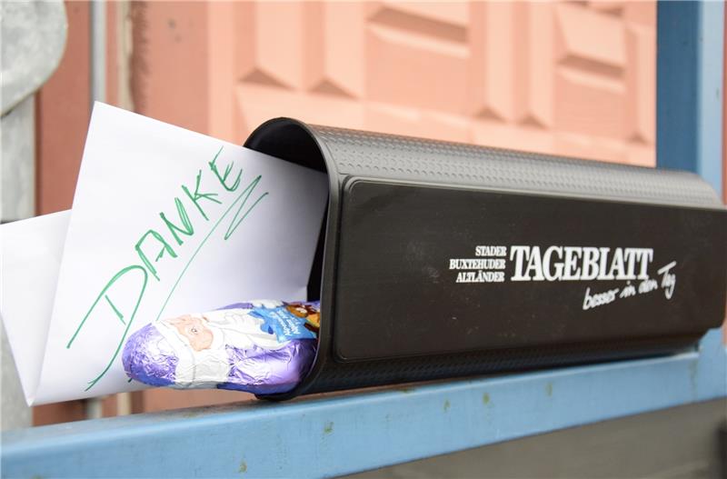 Ein kleines Dankeschön für die Zeitungszusteller. Foto: Albus