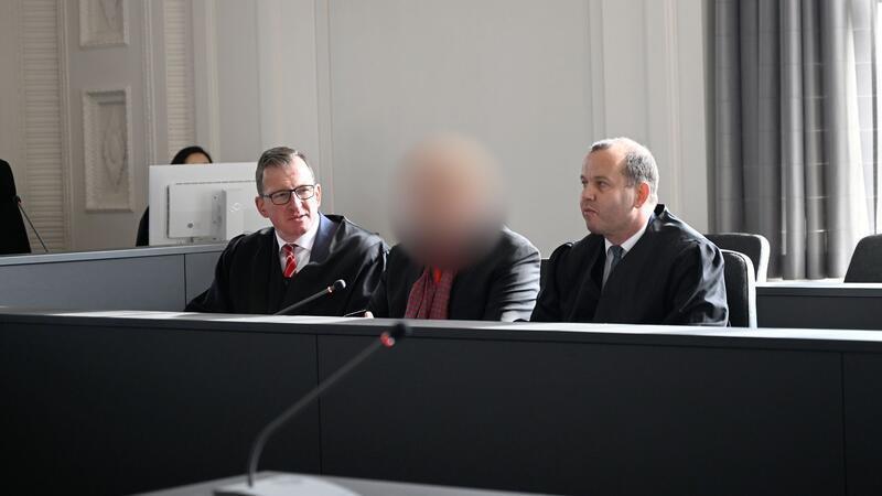 Ein langwieriger Prozess um die Insolvenz des Wismarer Holzverarbeiters German Pellets ist zu Ende. Der angeklagte Geschäftsführer zeigte sich - in Teilen - geständig.