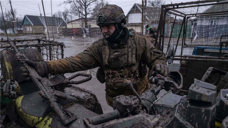 Ein milliardenschweres EU-Darlehen soll der Ukraine die Fortsetzung des Abwehrkampfes gegen Russland ermöglichen. (Archivbild)