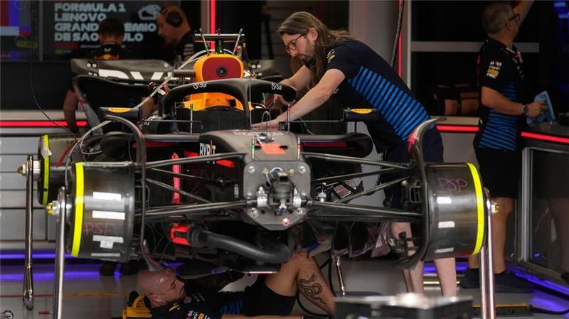 Erste Startreihe für Verfolger Norris - Verstappen dahinter Ein neuer Motor für den Red Bull - dafür gibt es aber eine Strafe.