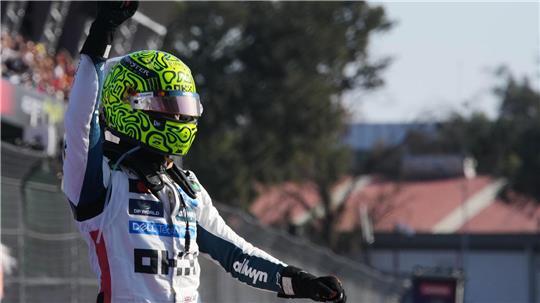 WM-Dreikampf spitzt sich zu: Norris-Sieg vor Verstappen Ein starker Auftritt und die WM-Führung für Lando Norris.