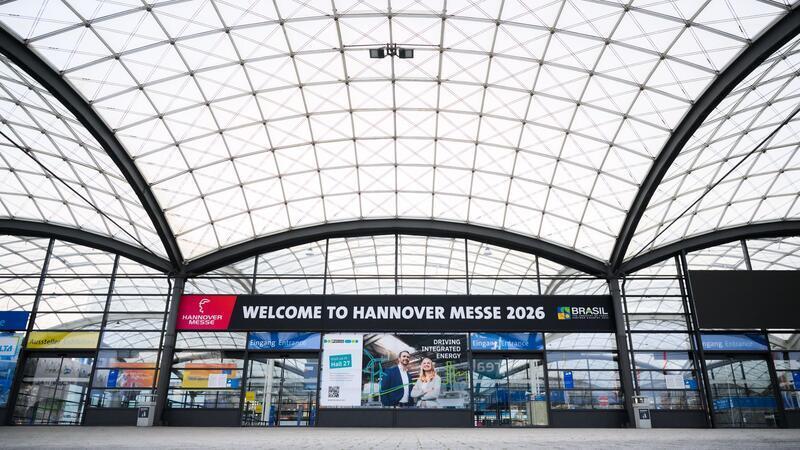 Ein ungewöhnlich starker Geruch ist in einer wichtigen Halle der Hannover Messe wahrnehmbar. (Archivbild)