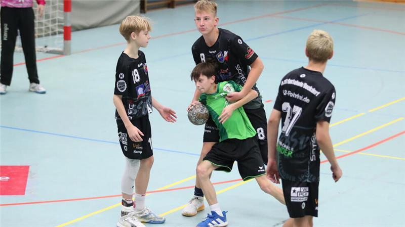Ein ungleiches Duell: In der Liga hatte Buxtehude/Beckdorf bislang noch keinen Gegner auf Augenhöhe.