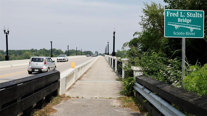 Tragödie bei Angelausflug in den USA – fünf Tote Ein vorbeifahrender Autofahrer entdeckte ein „sichtlich verzweifeltes“ Kind an einer Fernstraße in der Nähe des Flusses.