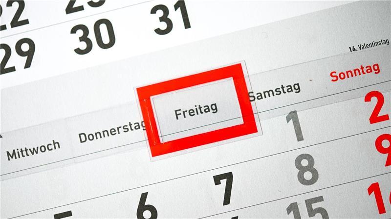 Mehr arbeiten fürs BIP: Einen Feiertag ganz streichen? Ein zusätzlicher Arbeitstag kann die Wirtschaftsleistung um etwa 0,1 Prozentpunkte steigern. (Symbolbild)