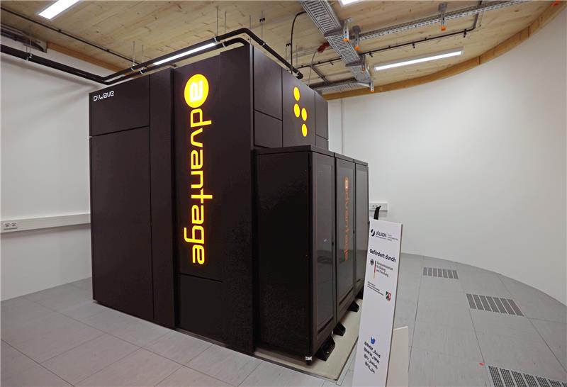 Ein Quantencomputer in Nordrhein-Westfalen. Foto: Oliver Berg/dpa