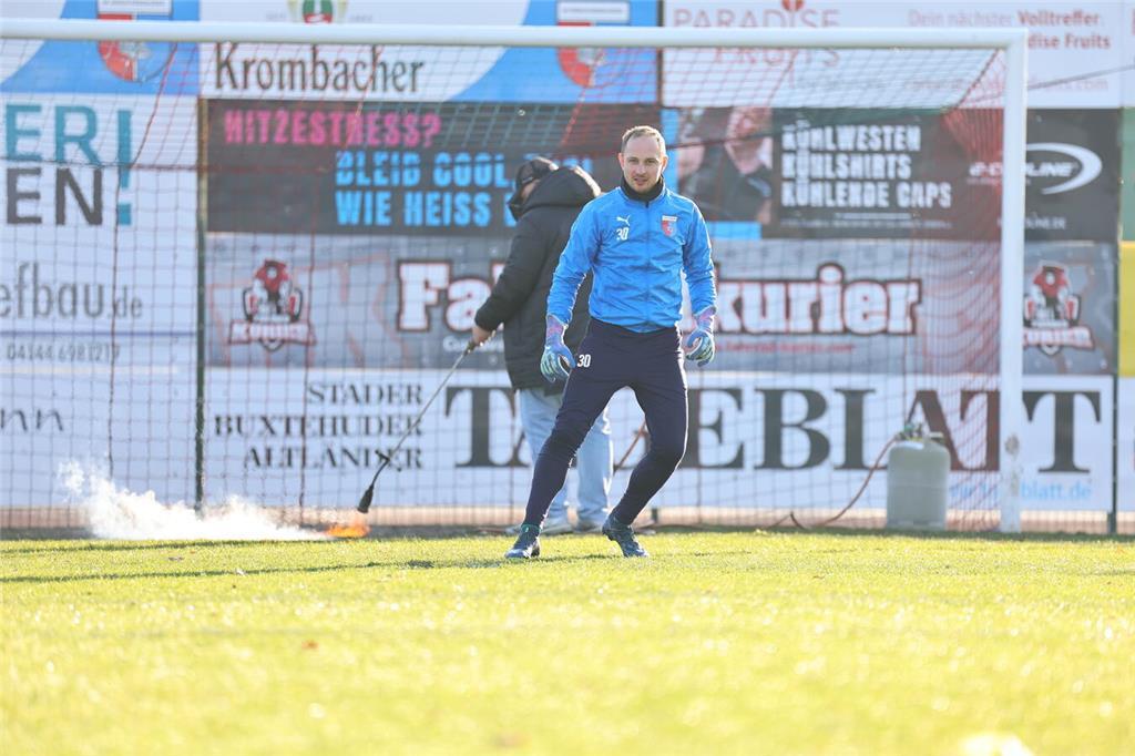 Eindrücke vom Heimspiel SV Drochtersen/Assel gegen FSV Schöningen am 22.11.2025.