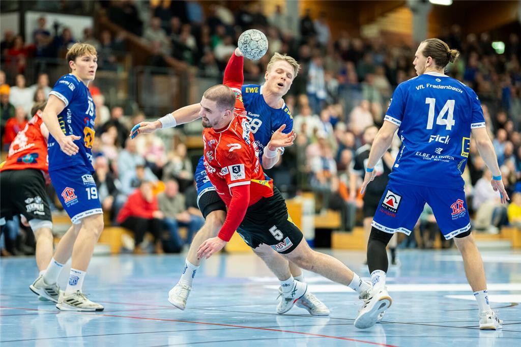 Eindrücke vom Spiel VfL Fredenbeck - OHV Aurich.