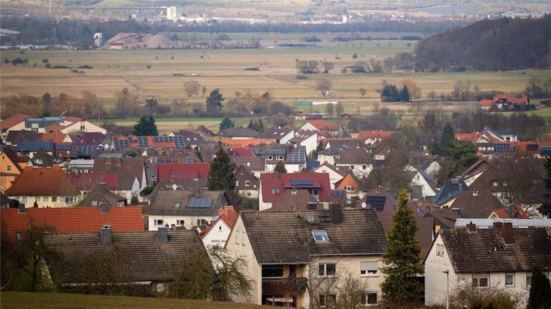 Säuglingsleiche in Haus entdeckt - 34-Jährige festgenommen Eine 34 Jahre alte Frau steht unter Verdacht, das Baby getötet zu haben.