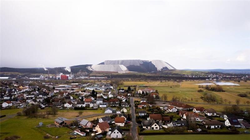 Säuglingsleiche in Haus entdeckt - 34-Jährige festgenommen Eine 34 Jahre alte Frau steht unter Verdacht, das Baby getötet zu haben.