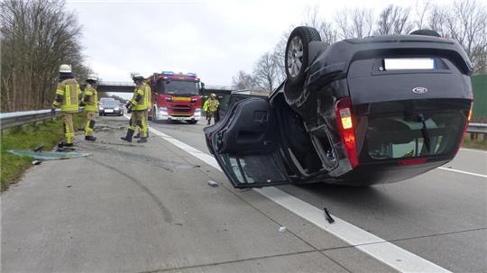 Eine 46 Jahre alte Ford-Fahrerin wurde bei dem Unfall auf der A27 schwer verletzt.