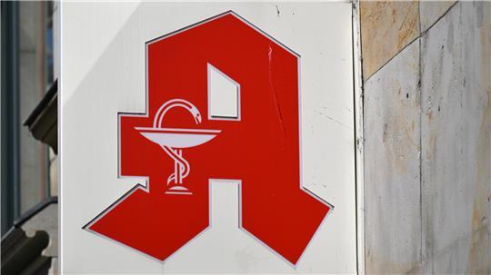 Eine Apotheke in Rotenburg wurde Ziel eines räuberischen Überfalls.