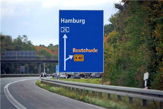 Eine Ausfahrt ohne Anschluss. Das ist eine Möglichkeit, wie der Streit um die Anbindung Buxtehudes an die A 26 ausgehen kann. Grafik: Mattern