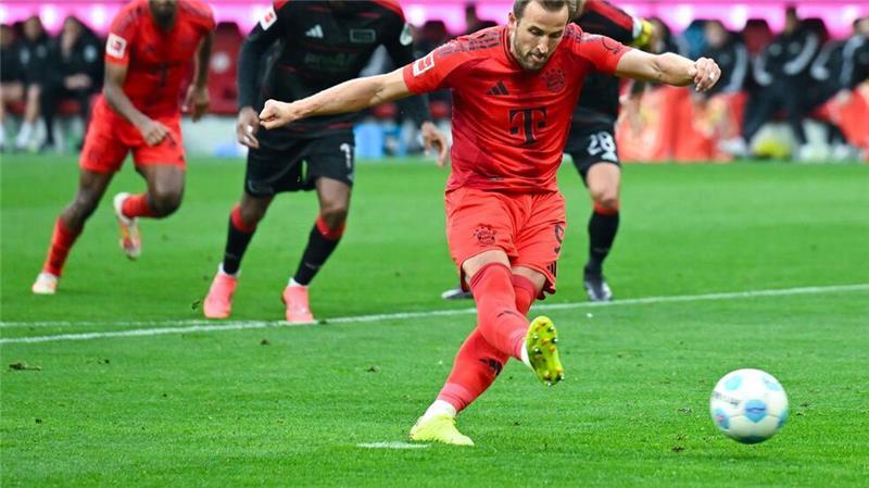 Eine Bank vom Elfmeterpunkt: Harry Kane.