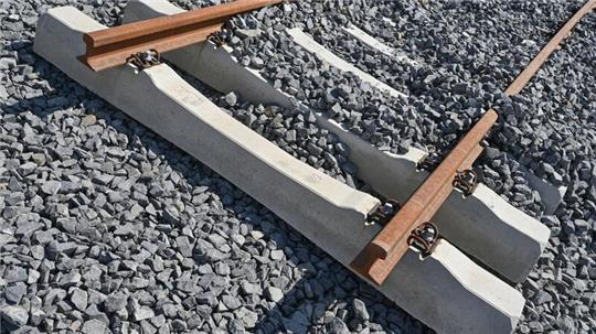 Eine Baustelle für ein neues Gleis. Um das bestehende Schienennetz der Deutschen Bahn steht es nicht gut.