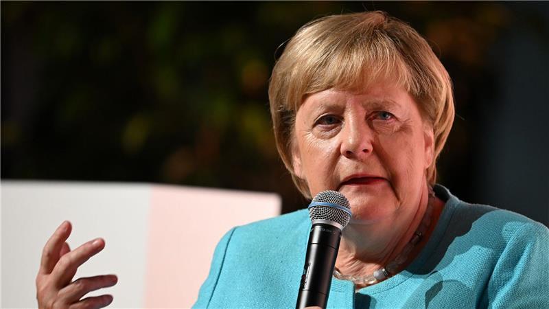 Merkel könnte sich Frau als Bundespräsidentin gut vorstellen Eine Frau als Bundespräsidentin? Für Angela Merkel natürlich denkbar.
