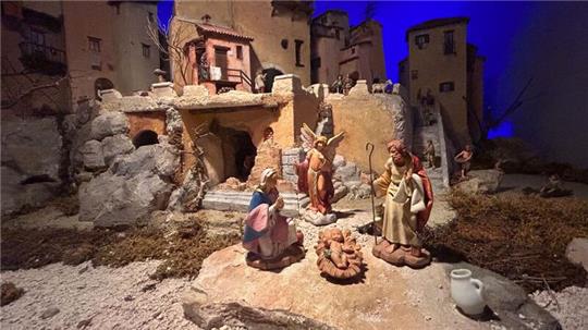 Eine Krippe im Franziskanerkloster der mittelitalienischen Gemeinde Greccio.