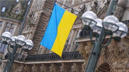 Eine Mehrheit der Hamburgischen Bürgerschaft erklärt sich mit der Ukraine uneingeschränkt solidarisch.