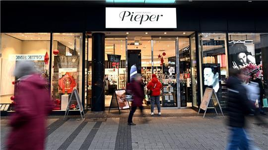 Eine Pieper-Filiale in Köln - auch künftig werden die Parfumshops in vielen deutschen Innenständen zu finden sein. 