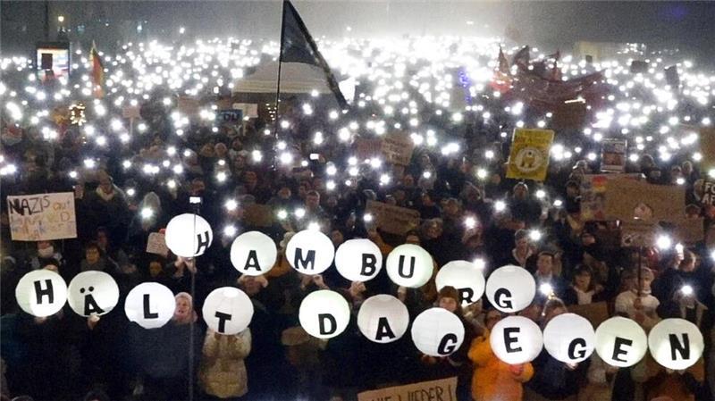 Eine Sprecherin der Veranstalter sprach von 80.000 Teilnehmern