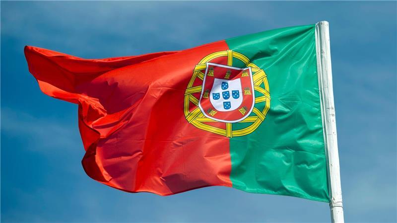 Eine Verkehrskontrolle führte die Polizei auf die Spur der drei Jugendlichen. (Archivfoto)