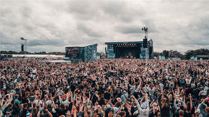 Eine der erfolgreichsten deutschen Bands will die Masse beim Deichbrand-Festival im Jahr 2023 in Ekstase versetzen. Archivfoto: Patrick Schulze/Deichbrand