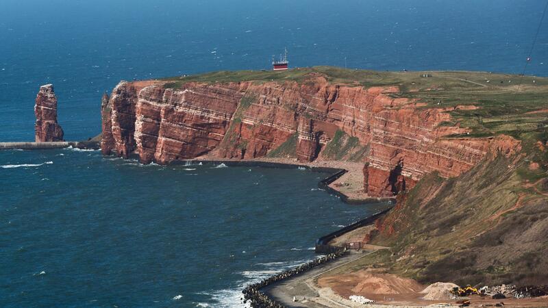 Eine der wenigen Ausnahmen: Auf der Nordesseinsel Helgoland blieb es recht kühl. (Archivbild)