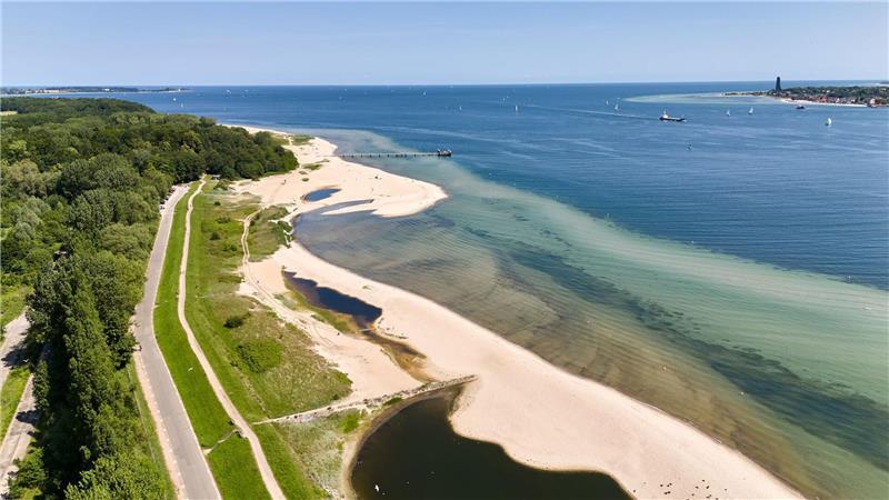 Deutsche Badegewässer glänzen mit Topqualität Eine exzellente Badewasserqualität wurde auch in der Nähe des Falckensteiner Strands nördlich von Kiel gemessen.