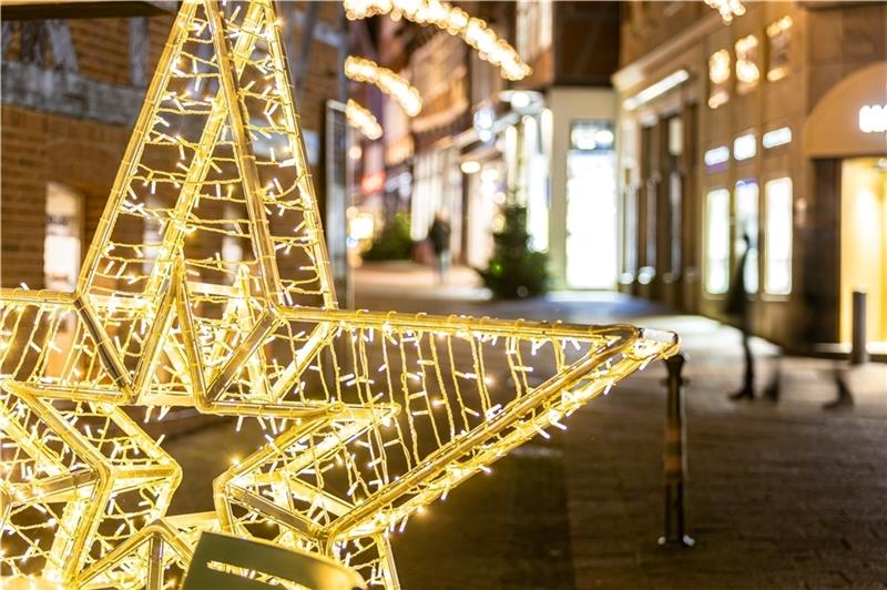 Stade ohne Lichterglanz in Weihnachtszeit – Das passiert in den Kreis-Kommunen Eine festlich geschmückte Stader Altstadt wird es in diesem Jahr nicht geben. Foto: Struwe