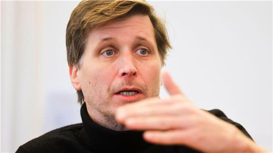 Eine höhere Mehrwertsteuer könnte unter bestimmten Voraussetzungen eine wünschenswerte Umverteilungswirkung entfalten, argumentiert der Ökonom Moritz Schularick. (Archivbild)