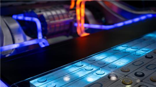 Eine schnellladende Batterie des chinesischen Herstellers CATL auf der Automesse IAA 2023. CATL hat seine Patentanmeldungen in der Batteriechnik stark gesteigert. (Archiv)
