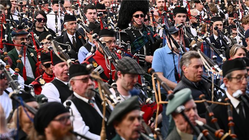 Eine von AC/DC’s berühmtesten Rockhymnen erfüllte die Innenstadt.
