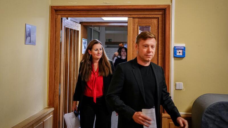 Einen Grund für die Krise ihrer Partei sehen die beiden Linken-Politiker auch in der Zerstrittenheit. 