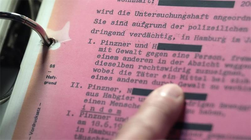 Einen Tag nach der Festnahme des „St.-Pauli-Killers“ am 15. April 1986 hatte das Amtsgericht Hamburg einen Haftbefehl gegen Werner Pinzner erlassen.