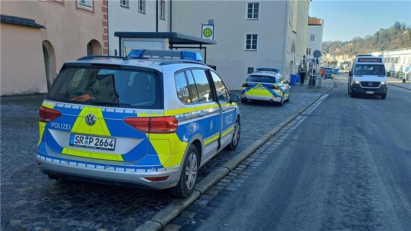 Einen konkreten Hinweis darauf, wo sich der Mann aufhalten könnte, hat die Polizei derzeit nicht. (Archivbild)