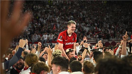 Einer der Freiburger Helden: Abwehrchef Matthias Ginter.