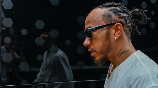 Einer der „Großen“: Ferrari-Boss John Elkann über Lewis Hamilton.