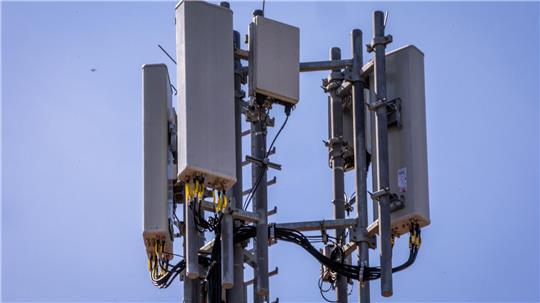 Einer von Zehntausenden Mobilfunk-Antennenstandorten in Deutschland. (Archivbild)