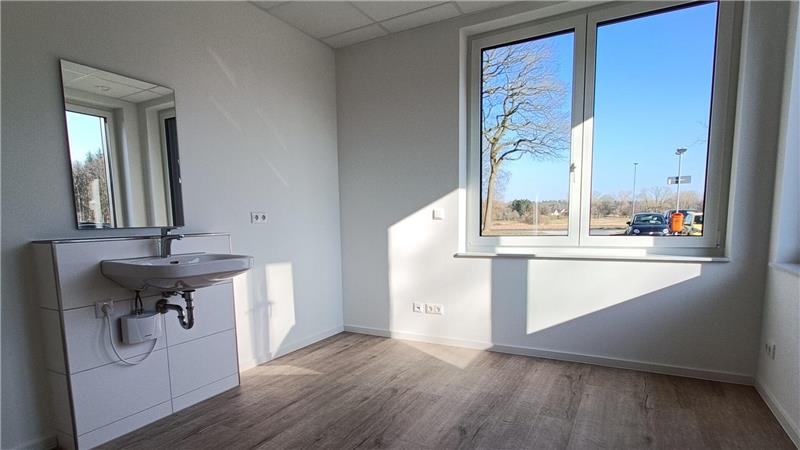 Eines der fünf Behandlungszimmer im neuen Ärztehaus.