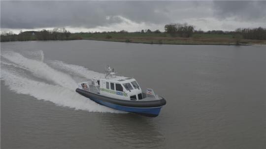 Eines der neuen Polizeiboote für Schleswig-Holstein - made auf Krautsand.