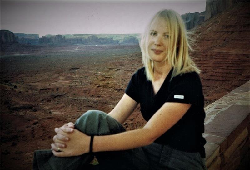 Eines der seltenen Fotos von Myriam Graß zeigt die Horneburgerin 1998 im Monument Valley in den USA.
