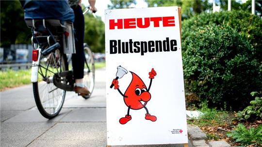 Einfach mal schauen, ohne direkt einen halben Liter Blut zu spenden: Das ist bei den Aktionen in aller Regel möglich.